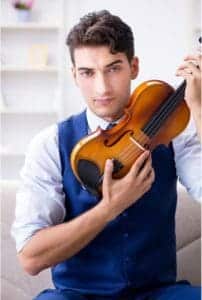 macho violinist
