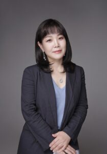 Lexington piano teacher Yuna Lee